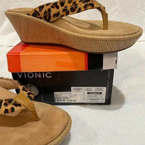 Vionic Grenada Tan Leopard Wedge Sandal size 6 - Picture 15 of 16